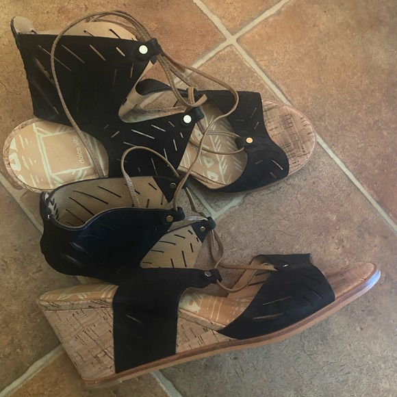 Dolce Vita black wedge ankle wrap gladiator sandals - Sz 9 - Picture 2 of 2